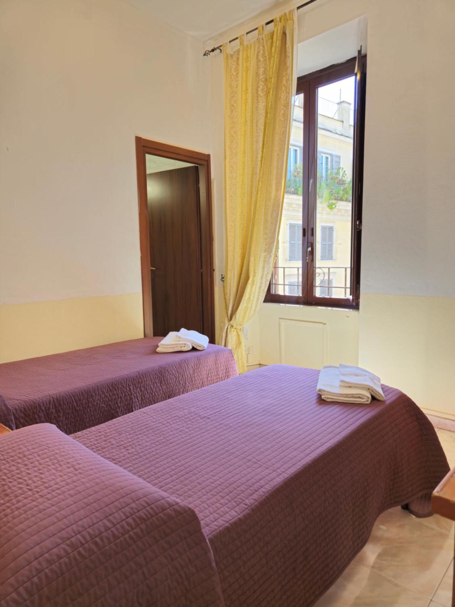 Hotel Azzurra Roma Esterno foto