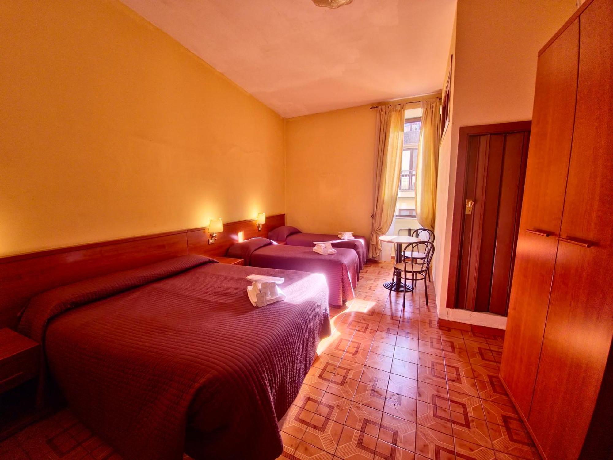Hotel Azzurra Roma Esterno foto