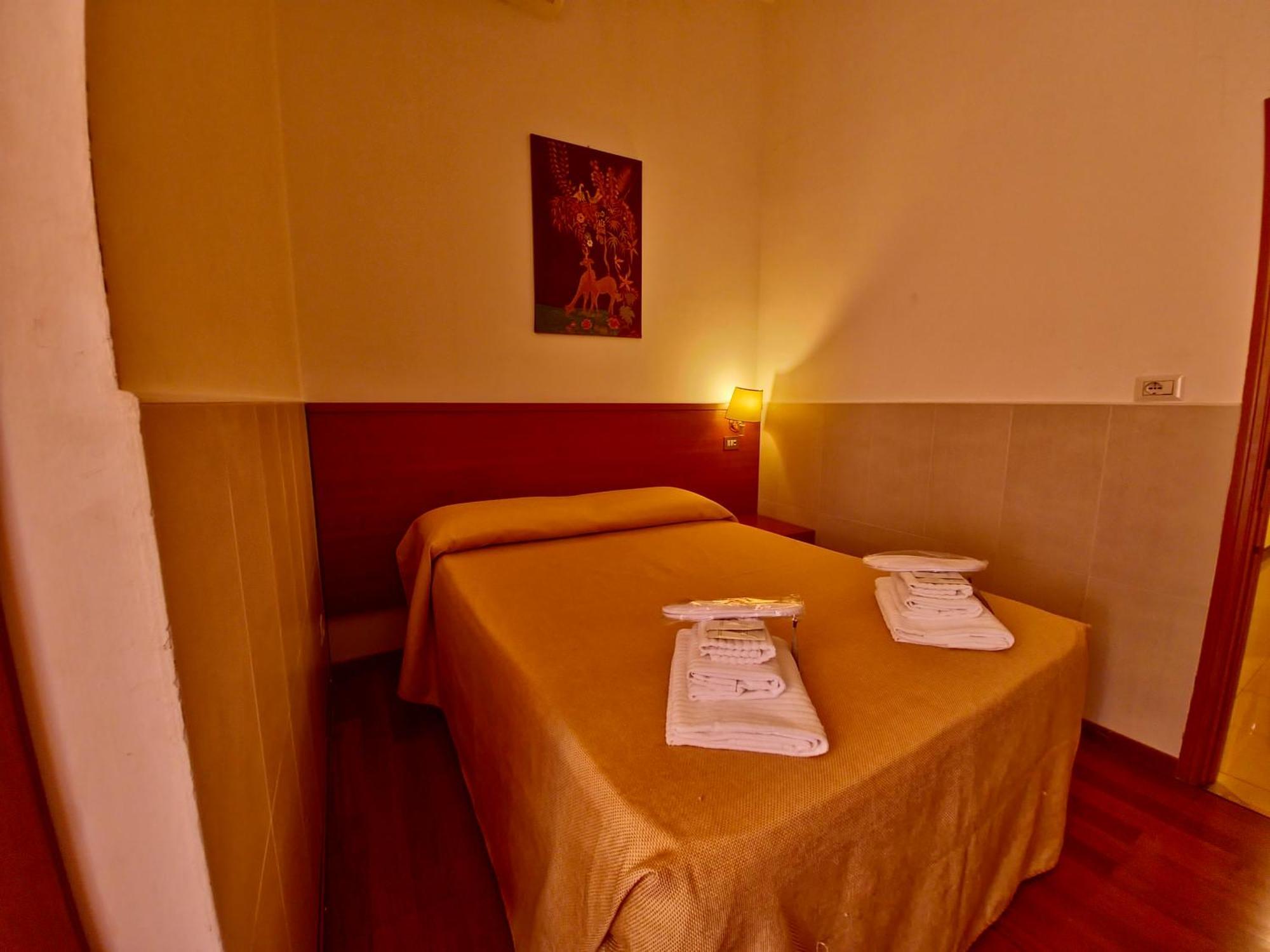 Hotel Azzurra Roma Esterno foto
