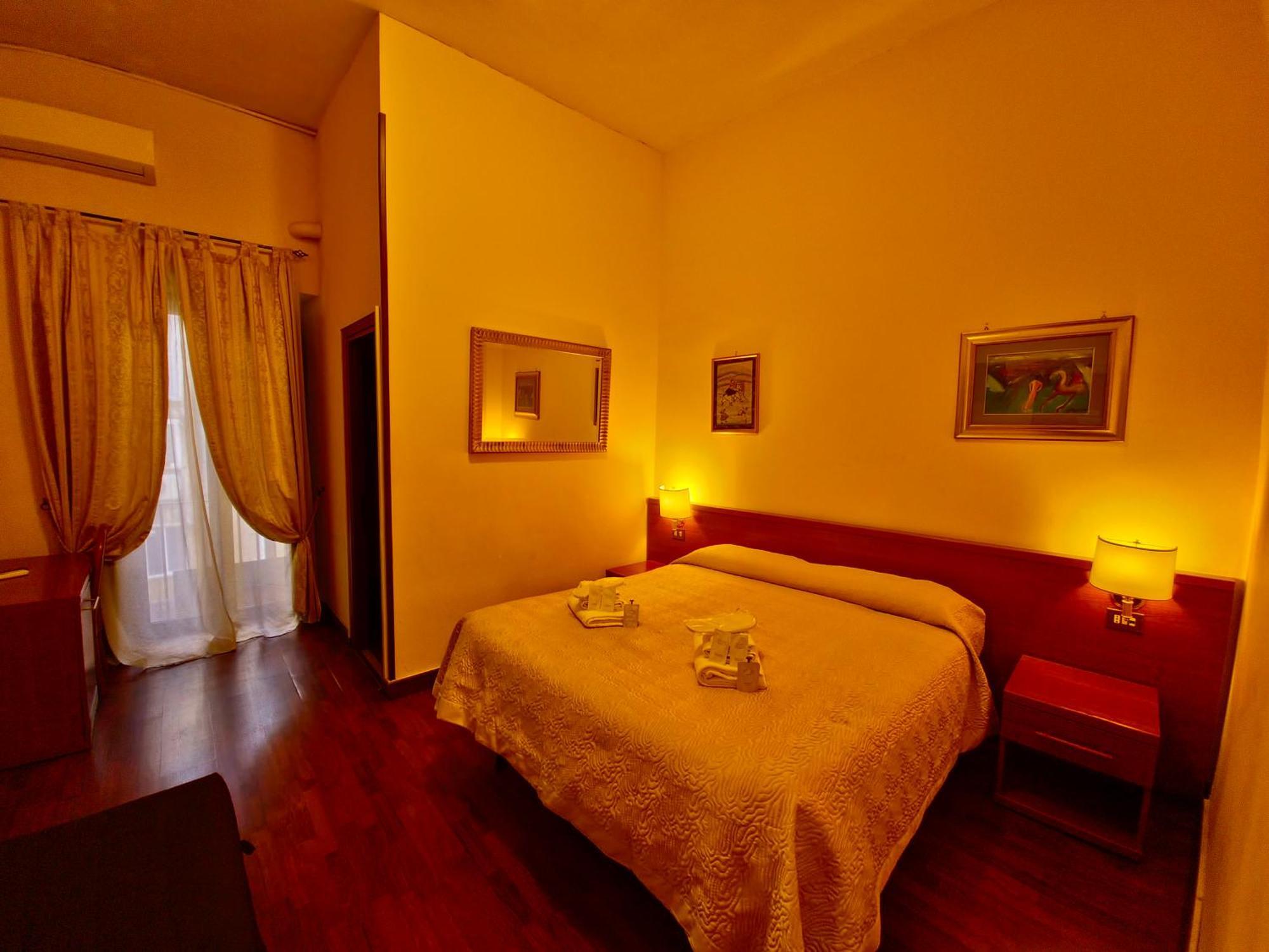Hotel Azzurra Roma Esterno foto